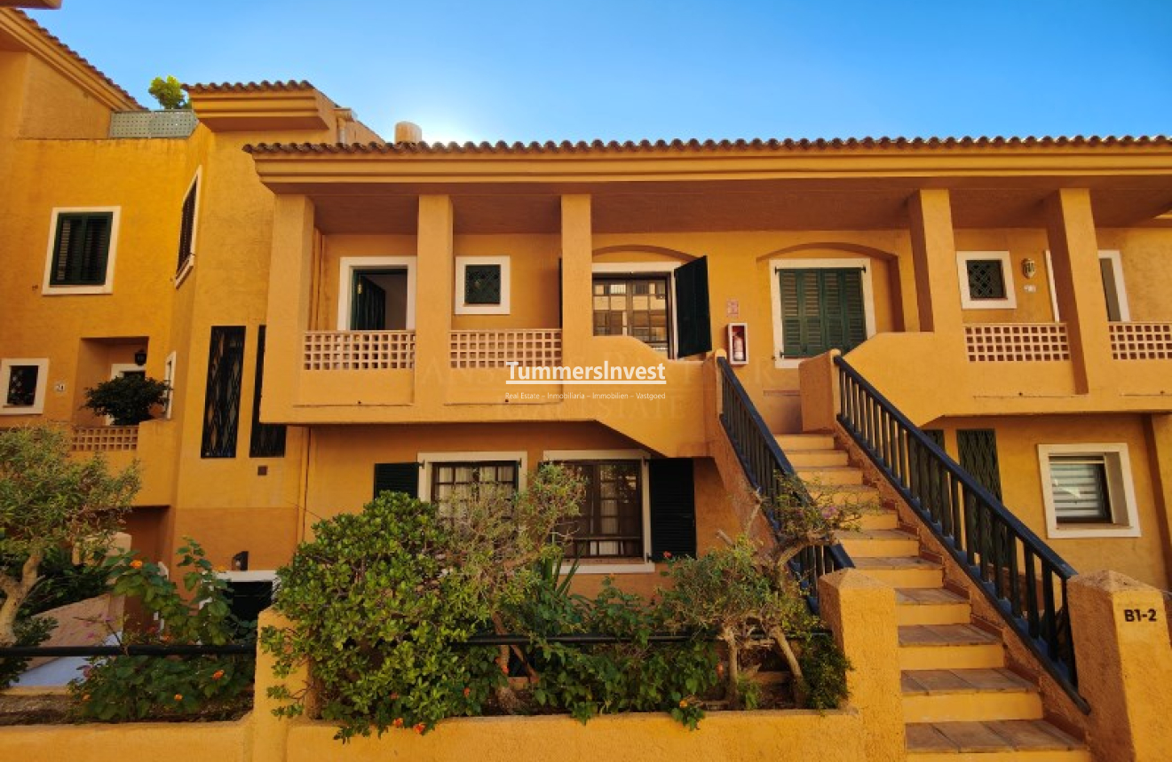 Herverkoop · Apartment · Altea · Mascarat