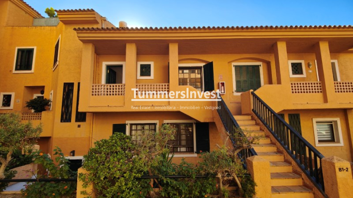 Herverkoop · Apartment · Altea · Mascarat