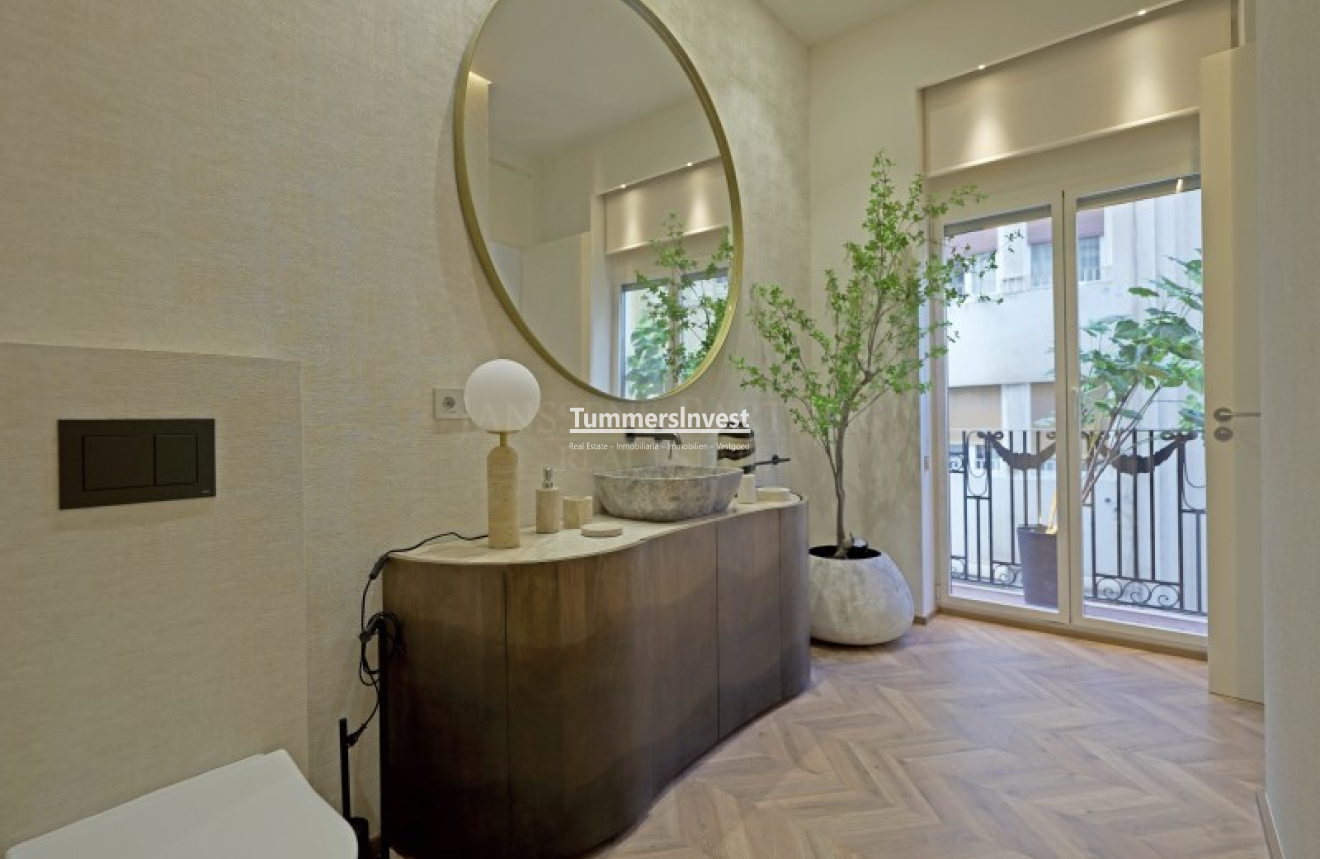 Lange Termijn Verhuur · Apartment · Alicante / Alacant · Centro