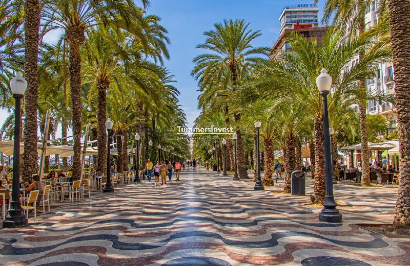 Herverkoop · Apartment · Alicante / Alacant · Centro