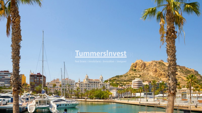Herverkoop · Apartment · Alicante / Alacant · Centro