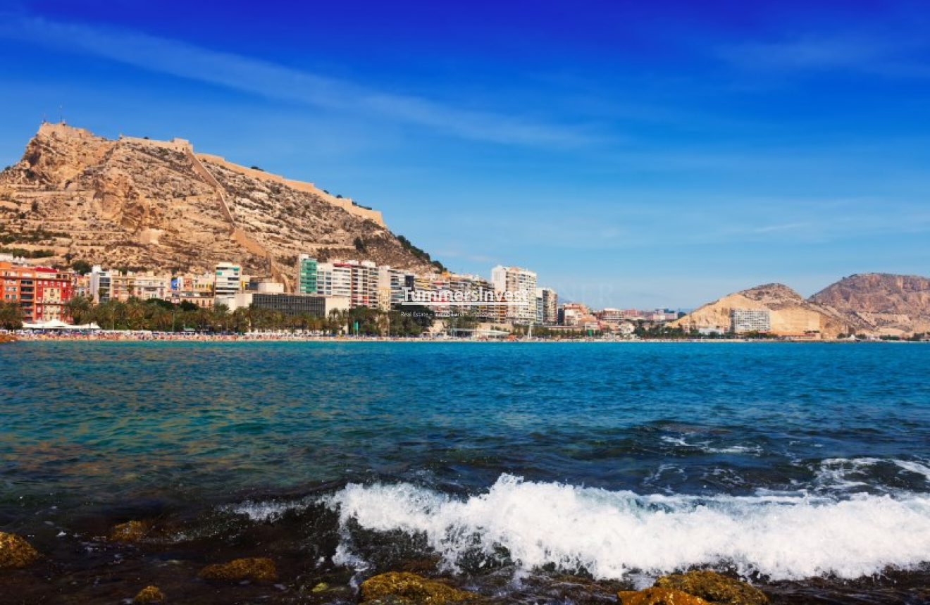 Herverkoop · Apartment · Alicante / Alacant · Centro
