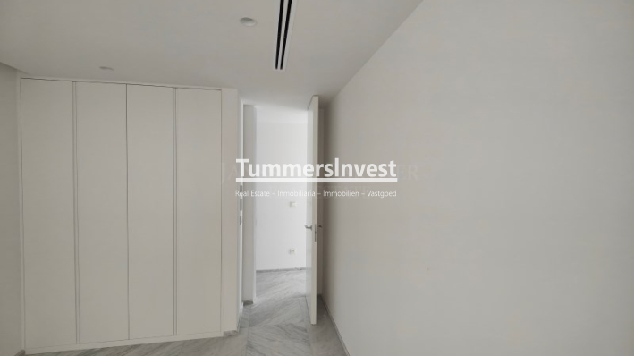 Wiederverkauf · Flat · Altea · Mascarat