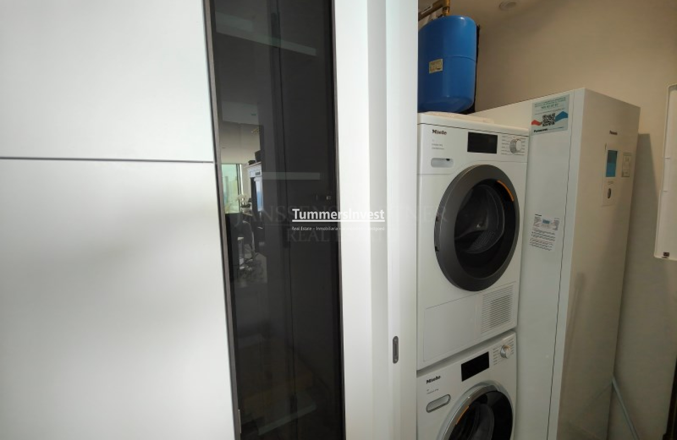 Wiederverkauf · Flat · Altea · Mascarat