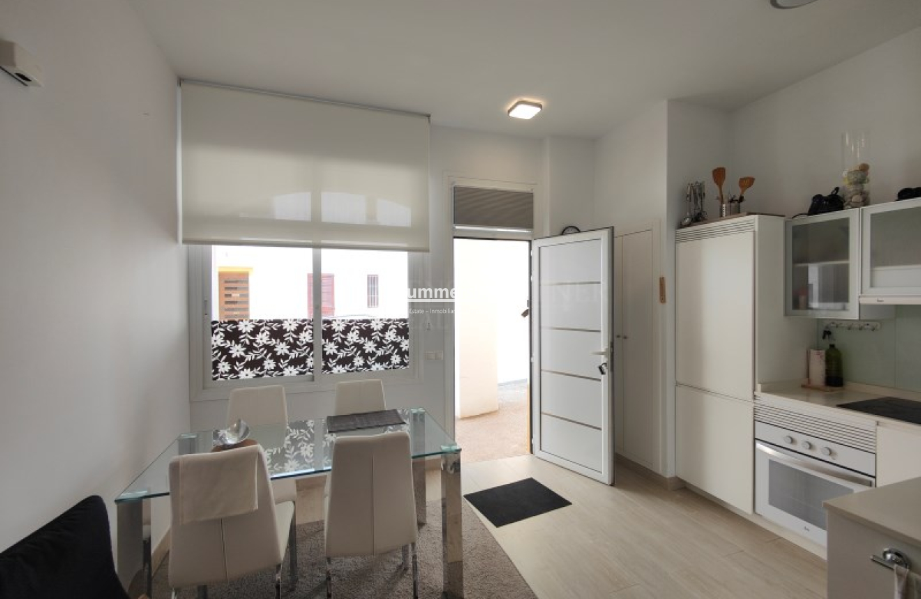 Herverkoop · Reclame · Altea · Mascarat