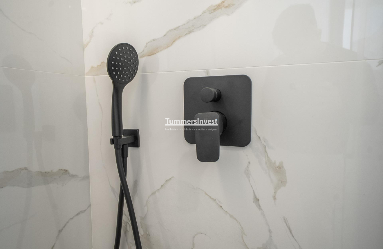 Neue Gebäude · Villa · Algorfa · La Finca Golf