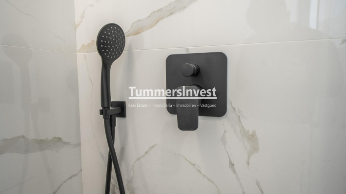 Neue Gebäude · Villa · Algorfa · La Finca Golf