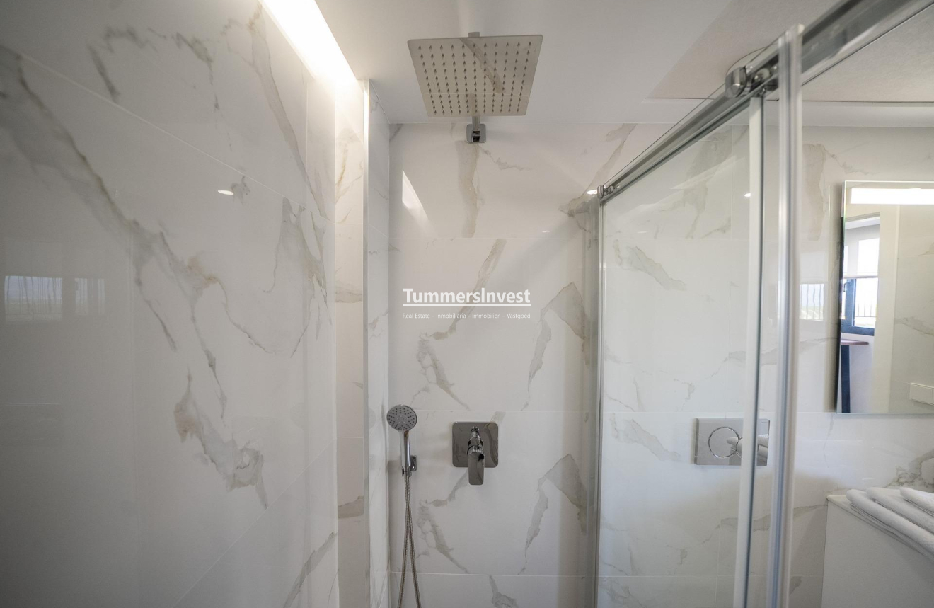 Neue Gebäude · Villa · Algorfa · La Finca Golf