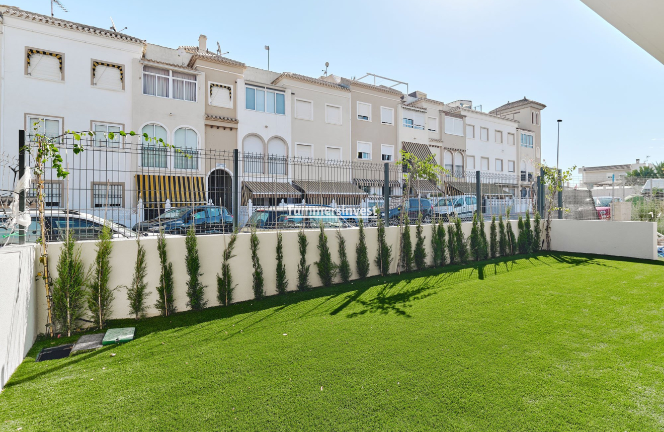 Neue Gebäude · low-bungalow · Torrevieja