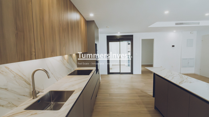 Neue Gebäude · Penthouse · Redován