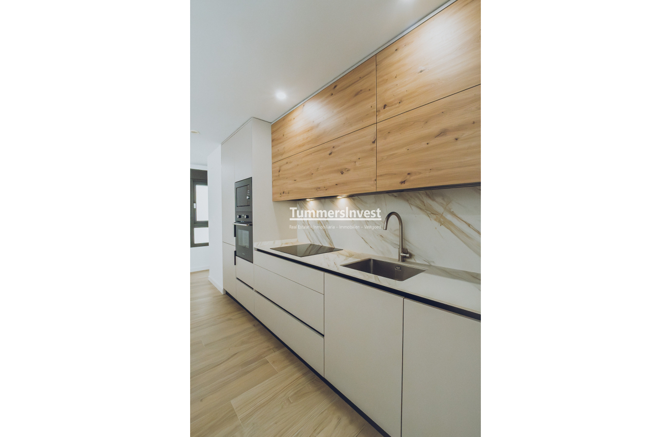 Neue Gebäude · Penthouse · Redován