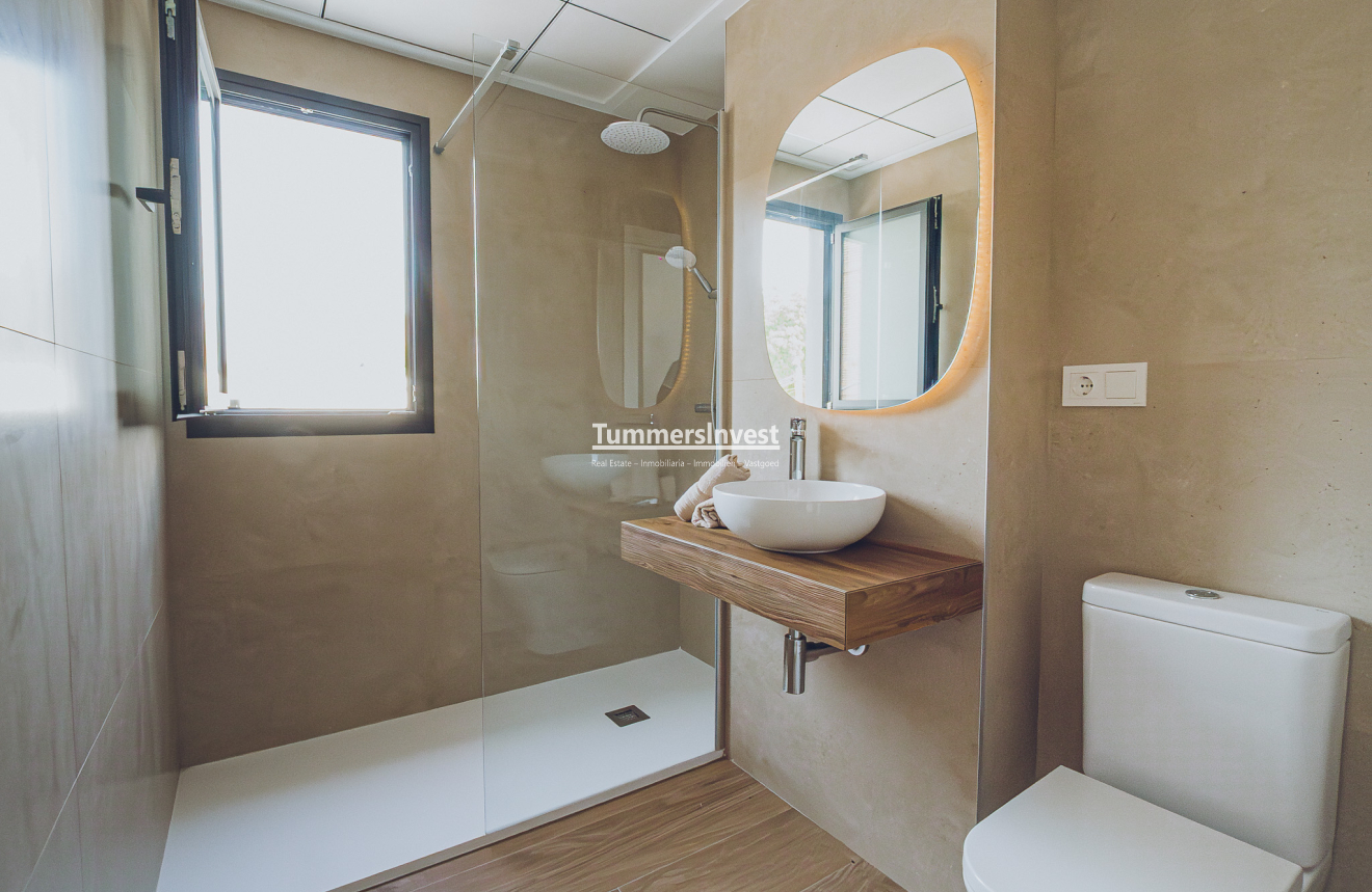 Neue Gebäude · Penthouse · Redován